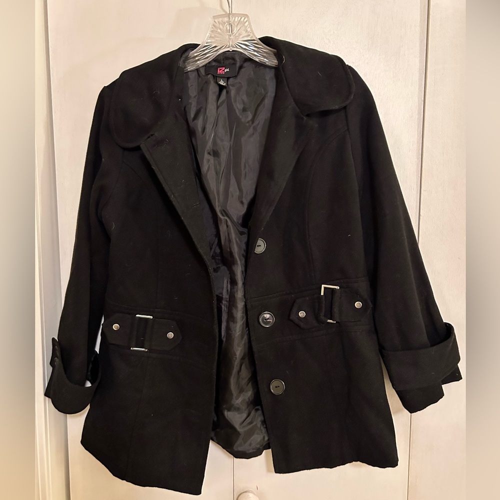 IZ Byer  girls size 14 black pea coat black